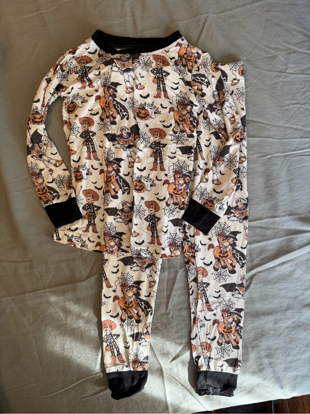 Dreamlet Halloween Pajama Set - White & Orange Pumpkin Print